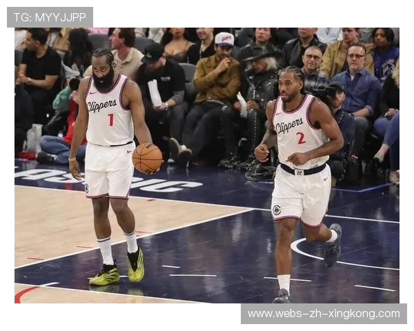 快船更衣室氛围骤冷：昔日豪华阵容如今何去何从？